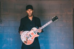 Tom Morello（RAGE AGAINST THE MACHINE etc）、初ソロ名義アルバム『The Atlas Underground』国内盤11/21リリース決定！Tim McIlrath（RISE AGAINST）、Steve Aokiら参加！