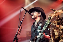 MOTÖRHEAD、12/15より劇場公開される最期の公式ライヴ映像"モーターヘッド/クリーン・ユア・クロック"予告編公開！