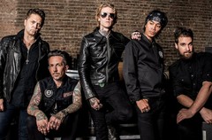 BUCKCHERRY、NINE INCH NAILSをカバー！「Head Like A Hole」音源公開！