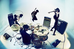 9mm Parabellum Bullet、4/10リリースのシングル・タイトルが"名もなきヒーロー"に決定！新アー写公開＆"6番勝負"対バン第1弾発表も！