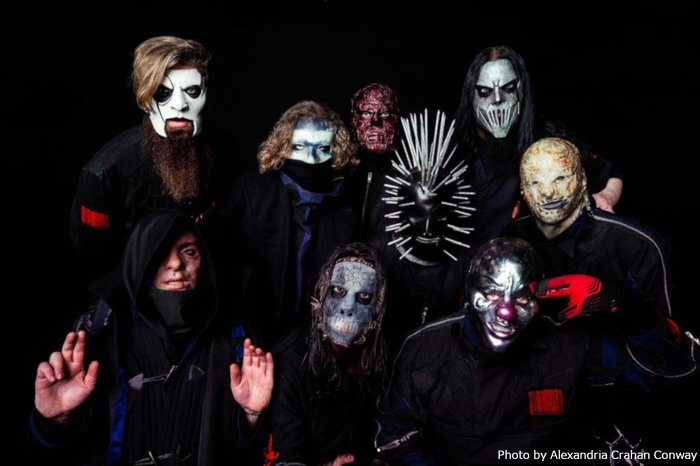 SLIPKNOT、メンバー9人の新マスクをInstagramにて公開！