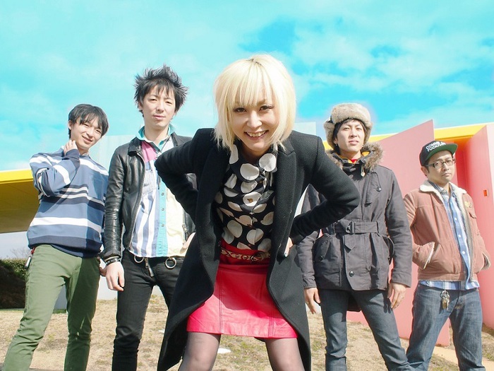 XERO FICTION、ニュー・アルバム『POP OVERDOSE!』より「Round and round」MV公開！