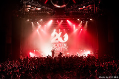 ROTTENGRAFFTY、新木場で灼熱の対バン・ツアー前半戦終了！新曲制作開始の報告も！