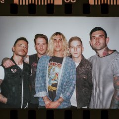 SLEEPING WITH SIRENS、9/6リリースのニュー・アルバム『How It Feels To Be Lost』より「Break Me Down」音源公開！
