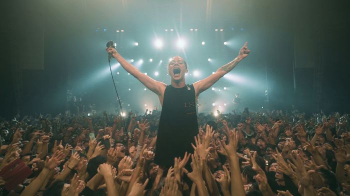 coldrain、最新アルバム『THE SIDE EFFECTS』より"THE SIDE EFFECTS JAPAN TOUR 2019"でのライヴ映像使用した「SEE YOU」MV公開！