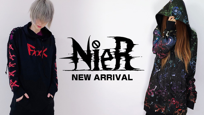 NieR (ニーア)より、オリジナルコスモ柄がインパクト大なロング丈 ...