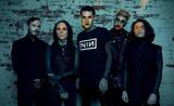 MOTIONLESS IN WHITE、「Creatures X: To The Grave」パフォーマンス映像公開！