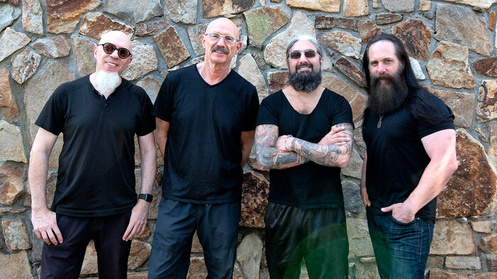 John Petrucci、Jordan Rudess、Mike Portnoy、Tony Levinによるインスト・スーパー・グループ LIQUID TENSION EXPERIMENTが約22年ぶりニュー・アルバムを来春リリース！