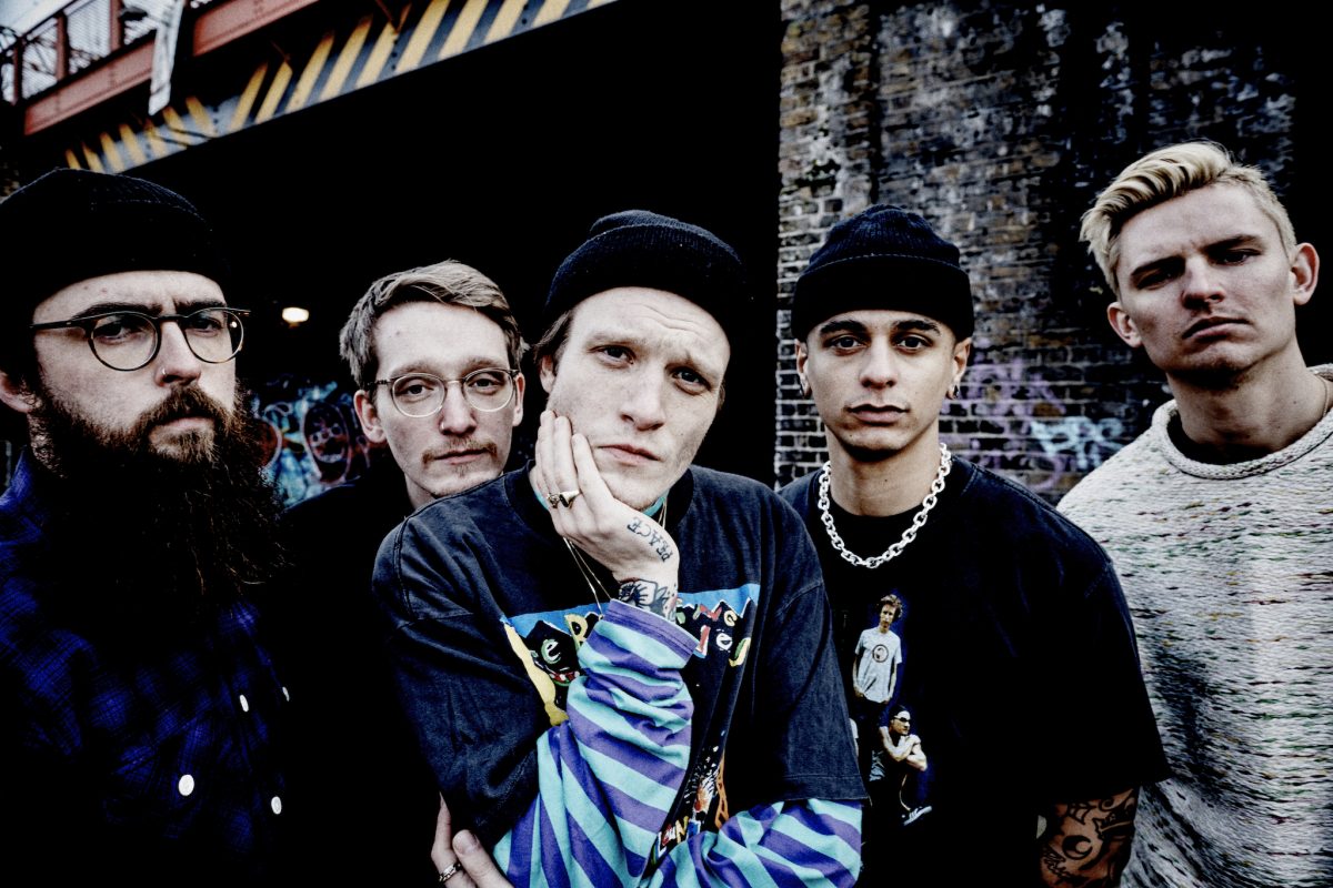 UK発ポップ・パンク・バンド NECK DEEP、最新アルバム『All Distortions Are Intentional』収録曲「What  Took You So Long?」アコースティック・バージョン公開！ | 激ロック ニュース