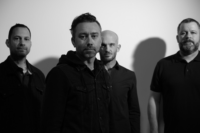 RISE AGAINST、ライヴ・セッションEP『Nowhere Sessions』より「Talking To Ourselves」パフォーマンス映像公開！