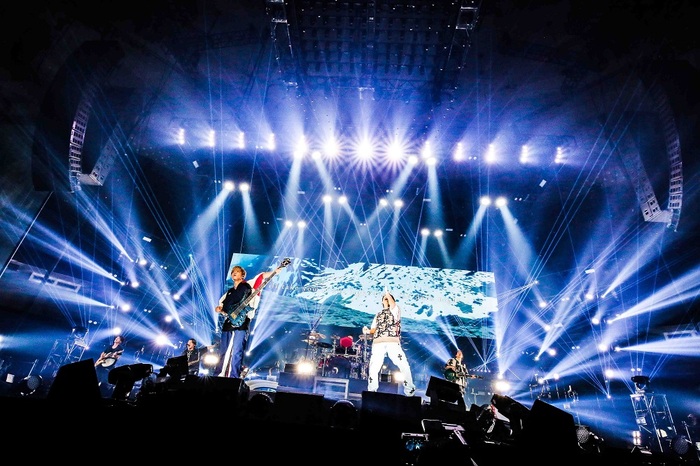 UVERworld、アリーナ公演含む年末までのライヴ・ツアー"THE LIVE"発表！