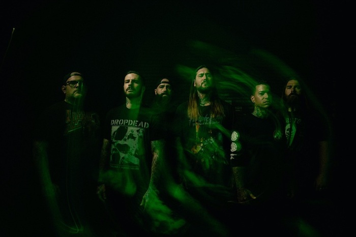 FIT FOR AN AUTOPSY、LAMB OF GOD「Walk With Me In Hell」のカバーをリリース！