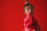 安斉かれん、初アルバム『ANTI HEROINE』から「私はドキンちゃん」カバーのヴィジュアライザー公開！