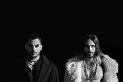 THIRTY SECONDS TO MARS、ニュー・アルバム『It's The End Of The World But It's A Beautiful Day』より大合唱必至の新曲「World On Fire」リリース！