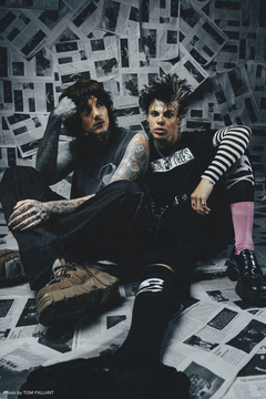 YUNGBLUD、BRING ME THE HORIZONのフロントマン Oliver Sykesとの新曲「Happier」リリース！