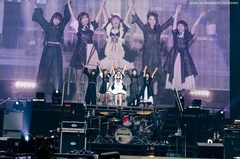 BAND-MAID、結成10周年記念世界ツアー千秋楽の横浜アリーナ公演映像作品化！3/27リリース決定！