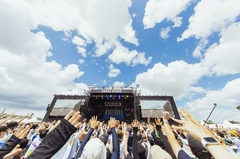 "ROCK IN JAPAN FESTIVAL 2024"、開催日程発表！今年は25周年記念し蘇我＆ひたちなかで計10日間開催！