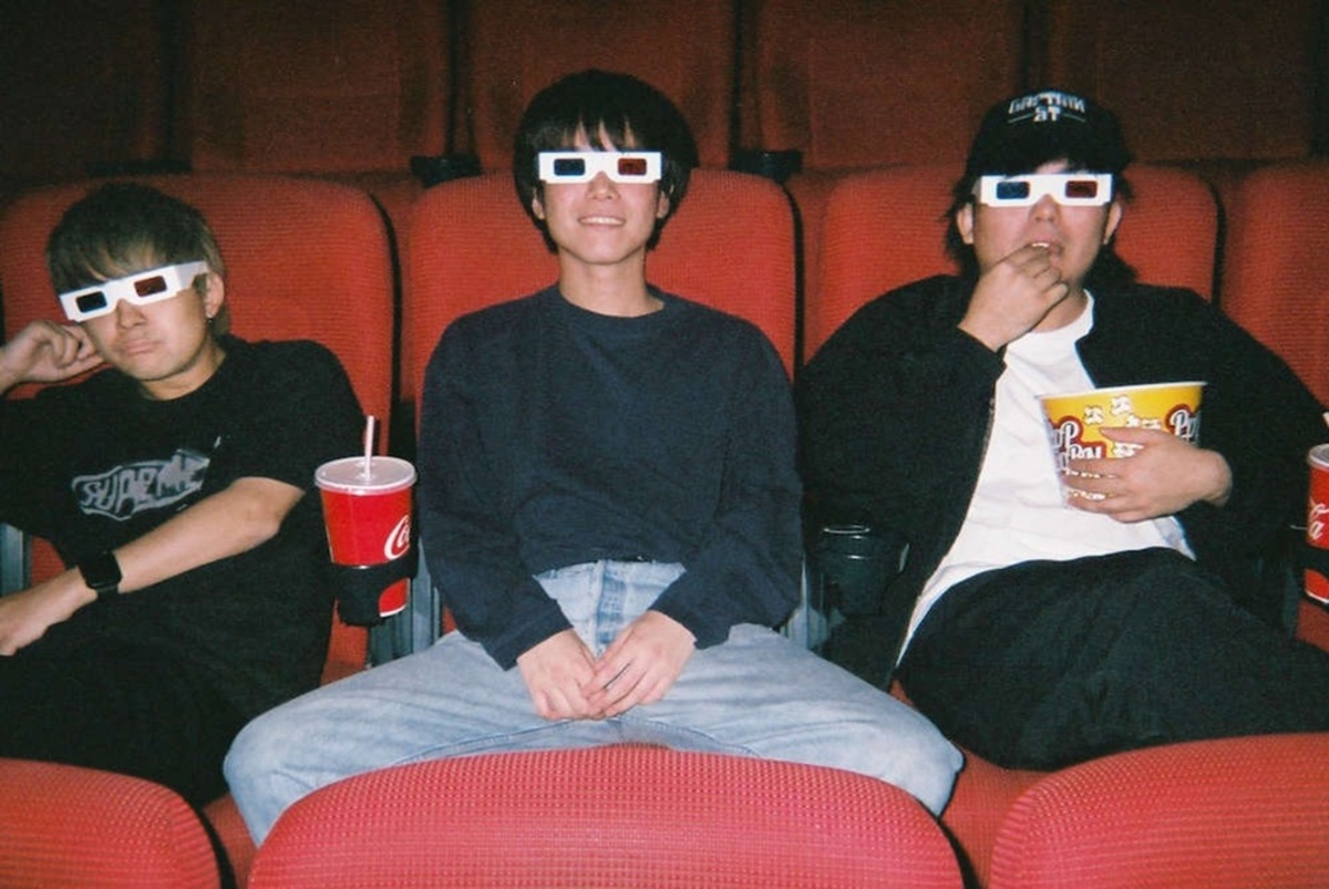 ミュージシャン KUZIRA ARTIST - KUZIRA / クジラ | SATANIC ENT.