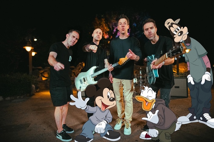 SIMPLE PLAN、ディズニー公式ポップ・パンク・カバー・アルバム『A Whole New Sound』より"ライオン・キング"の名曲「Can You Feel The Love Tonight」MV公開！