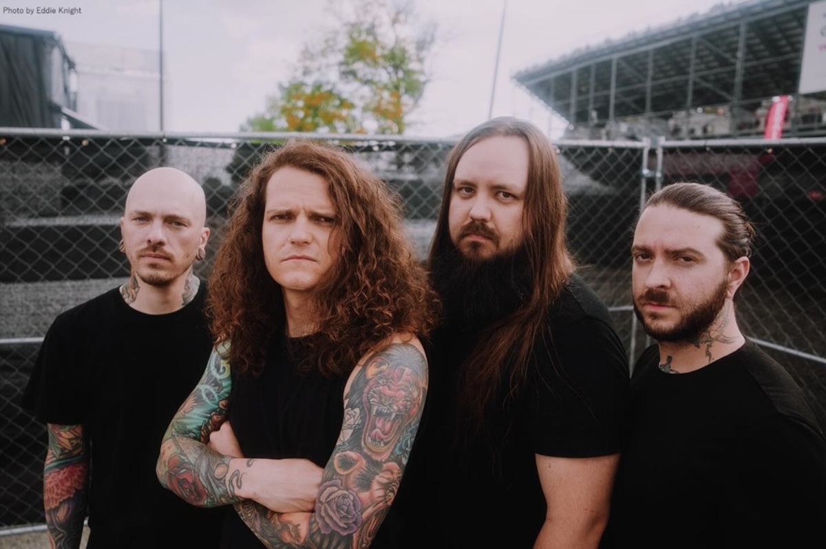 MISS MAY I、『Apologies Are For The Weak』15周年記念盤より