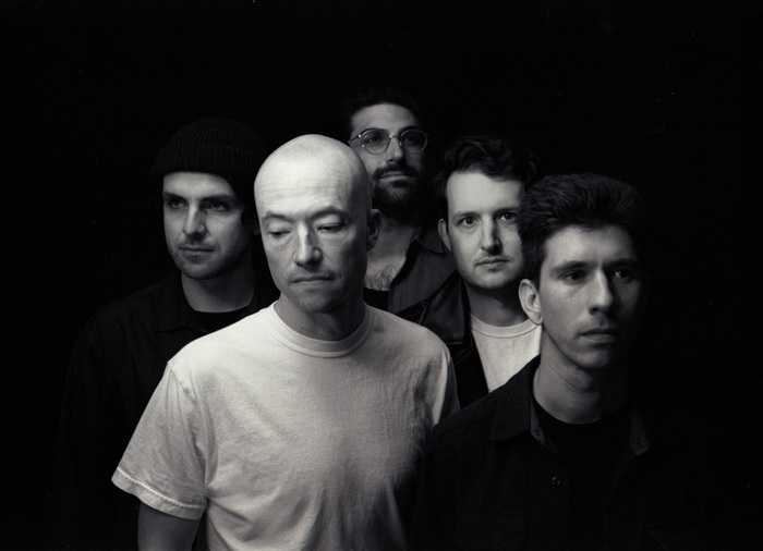 TOUCHÉ AMORÉ、10/11リリースのニュー・アルバム『Spiral In A Straight Line』より「Hal Ashby」MV公開！