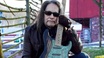 ギタリスト Jake E. Lee、銃撃被害についてコメントを発表。無事退院し自宅療養中