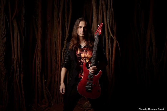 Kiko Loureiro、ANGRA時代の盟友と共に作り上げたMEGADETH脱退後初となるニュー・アルバム『Theory Of Mind』11/20リリース決定！