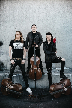 APOCALYPTICA、METALLICAカバー・アルバム・リリース・ツアーより11/12ベルギー公演のフル・ライヴ映像公開！