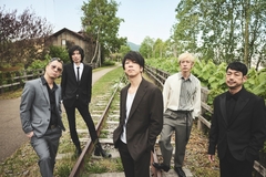 the HIATUS、初の日比谷公園大音楽堂公演をCD音源化したライヴ・アルバム『Sunset on the Rails 2024.08.18』フォトブック同梱の受注生産限定盤としてリリース決定！