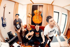 NEW FOUND GLORY、インディー・レーベル"Pure Noise Records"と契約！ファンを励ますニュー・シングル「100%」本日4/30 22時配信リリース！