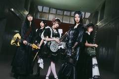 BAND-MAID、TVアニメ"ロックは淑女の嗜みでして"OPテーマ「Ready to Rock」弾いてみた動画企画スタート！KANAMI（Gt）本人によるアドバイスも到着！