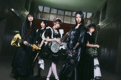 BAND-MAID、最新曲「What is justice?」がTVアニメ"桃源暗鬼"ED主題歌に決定！小鳩ミク（Gt/Vo）コメント到着！