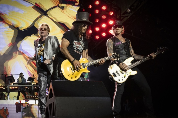GUNS N' ROSES、5/5 Kアリーナ横浜公演ダイジェスト映像公開！