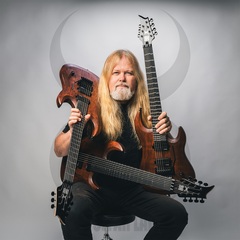 Mattias IA Eklundh（FREAK KITCHEN）のギター・ブランド"Freak Guitar Lab"初のギター販売開始！