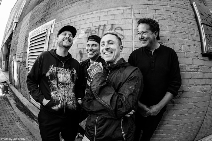 YELLOWCARD、本格復活宣言！Travis Barker（BLINK-182）がプロデュースした約10年ぶりのアルバム『Better Days』10/10発表！収録曲2曲リリース＆表題曲MV公開！