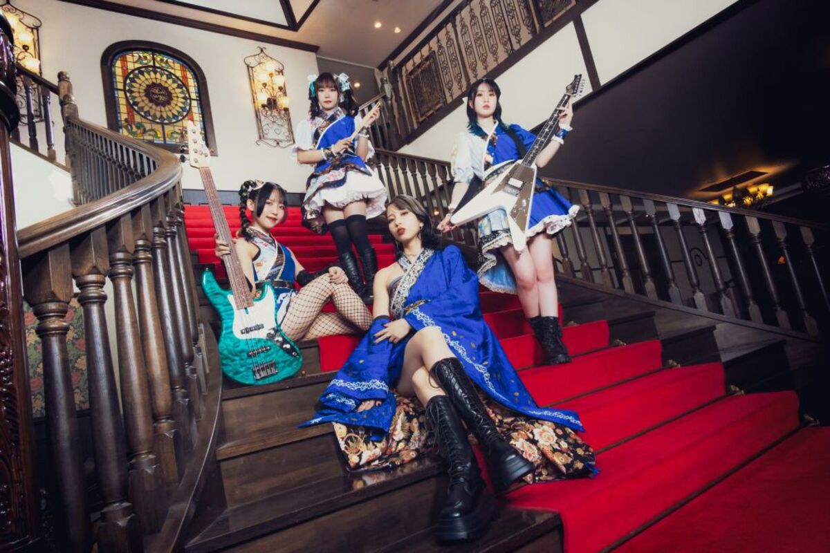 HAGANE 直筆サイン入り 『TOP OF THE TOWER 初回限定盤』 Amazon.co.jp