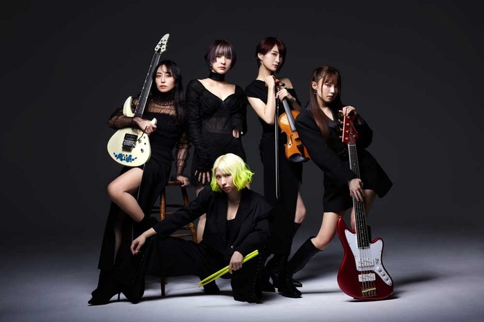 East Of Eden、新体制初ツアーより3/20東京公演＆急遽開催され5人が揃った4/8横浜公演を映像作品化！2公演分を完全フル収録したライヴ作品8/20リリース！