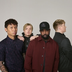 全米でブレイク中の4人組バンド SLEEP THEORY、デビュー・アルバム『Afterglow』収録曲「Stuck In My Head」日本語字幕付きMV公開！