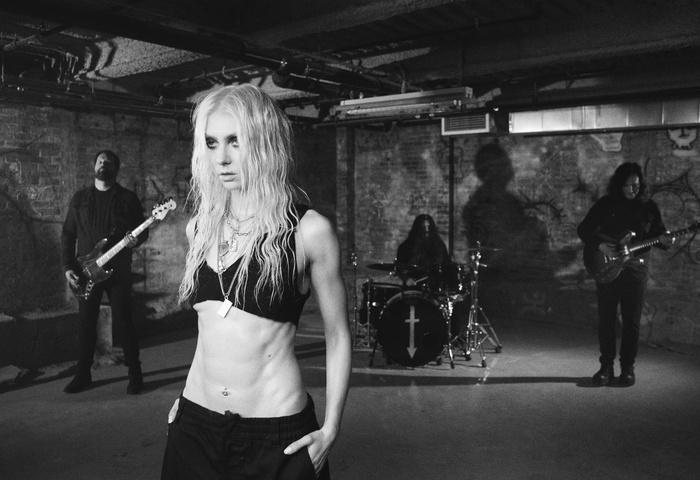THE PRETTY RECKLESS、4年ぶり新曲「For I Am Death」リリース！Taylor Momsenが"死の化身"表現したMV公開！