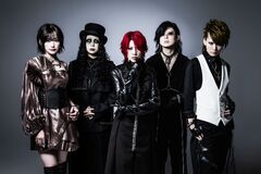 exist†trace、11年ぶり待望のニュー・アルバム『WHO I AM』11/19リリース決定！