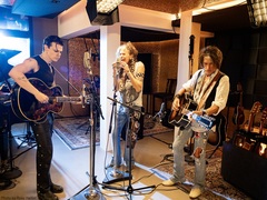 AEROSMITH＆YUNGBLUD、コラボEP先行シングルをアレンジした「My Only Angel (Desert Road Version)」リリース！グラミー賞受賞者 Steve Martinも特別ゲストとして参加！