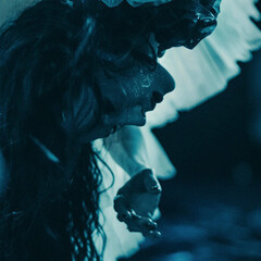 POPPY、Jordan Fish（ex-BRING ME THE HORIZON）プロデュースのニュー・シングル「Unravel」リリース＆ヴィジュアライザー公開！