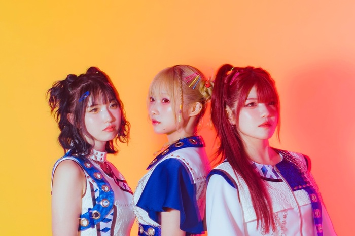 TRiDENT、メジャー1st EP『BLUE DAWN』よりマイファスNob作／編曲のリード曲「黎明ノ詩」MV公開！赤とモノクロが織りなす"夜明け"の映像美で新章を象徴！