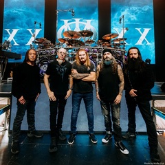 DREAM THEATER、40周年記念ツアーのライヴ作品『Quarantième : Live À Paris』より「Night Terror」配信開始！