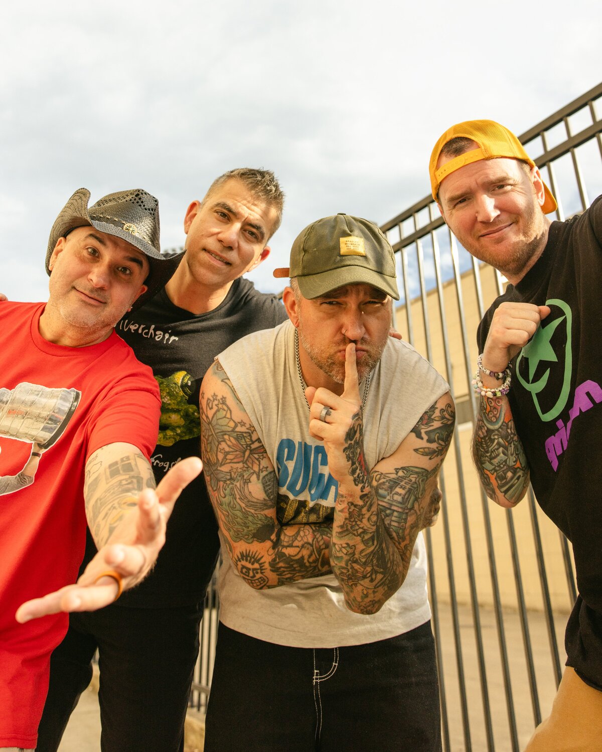 NEW FOUND GLORY、ニュー・アルバム『Listen Up!』より新曲「Treat