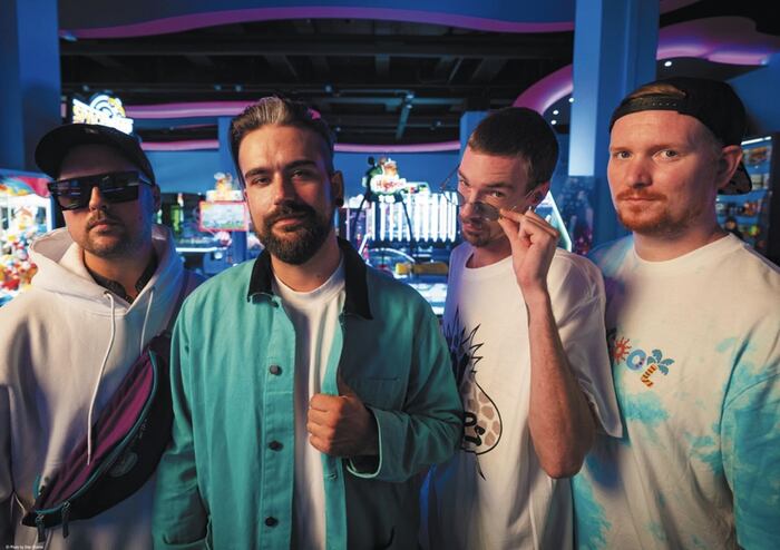 Daniel Haniß（ELECTRIC CALLBOY）在籍するメタルコア・バンド SAMURAI PIZZA CATS、新曲「City Of Gold」リリース＆MV公開！