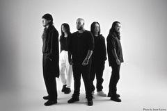 Crystal Lake、ニュー・アルバム『The Weight of Sound』より「Everblack (feat. David Simonich)」MV公開！