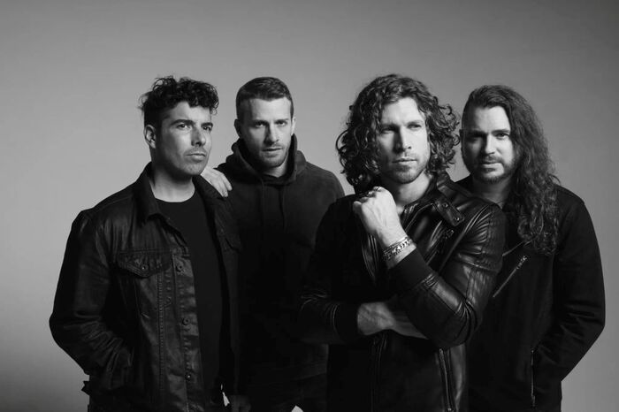 NOTHING MORE、ベルギーのメタル・フェス"Graspop Metal Meeting"での「House On Sand」ライヴ映像公開！