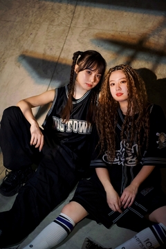 ミクスチャー・ロック・バンド EMNW、新曲「Headbang Baby」作詞はKOJIMA ＆ SATOSHI（山嵐）、BOTS（Dragon Ash）がスクラッチ担当！1/10デジタル・リリース！