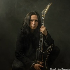 スーパー・ギタリスト GUS G.、5枚目のソロ・アルバム『Steel Burner』4/24リリース！タイトル・トラックのMV公開！